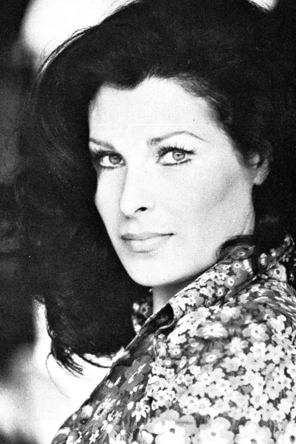 Fiona Florence backdrop