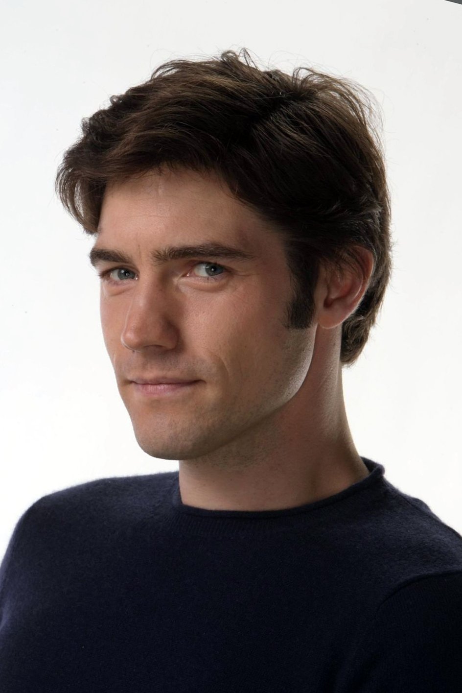 Tyron Leitso backdrop