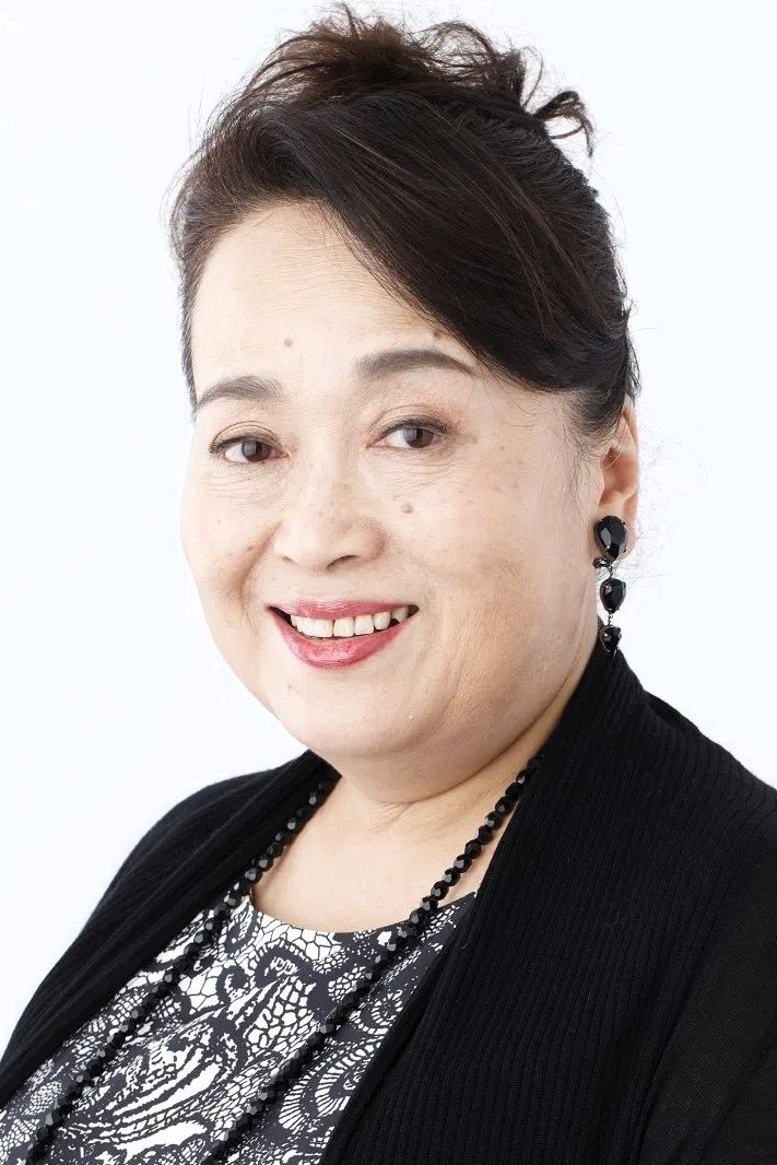 Eri Watanabe backdrop