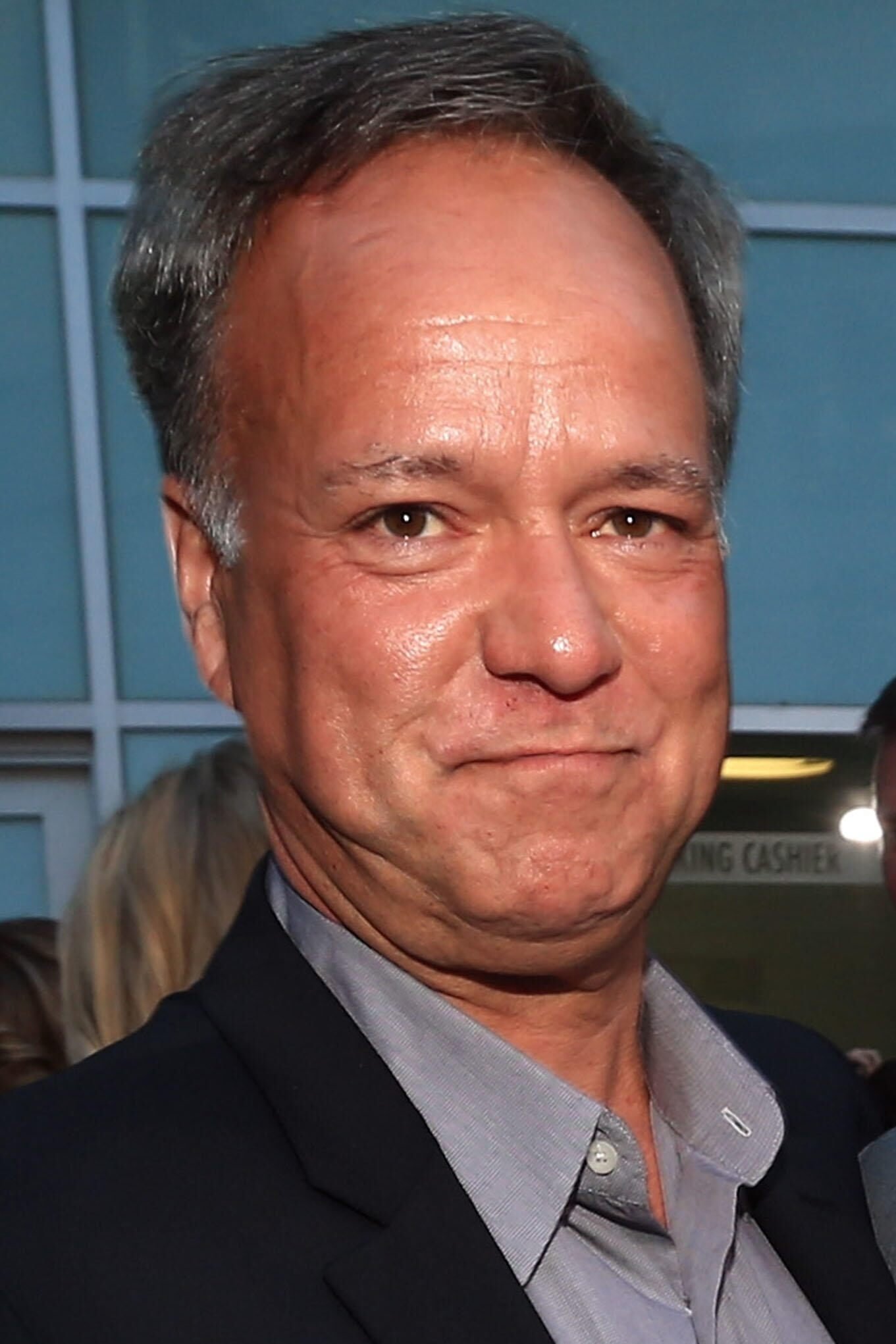 Skot Marshall Smit backdrop