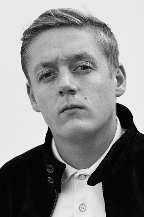 Thomas Turgoose backdrop