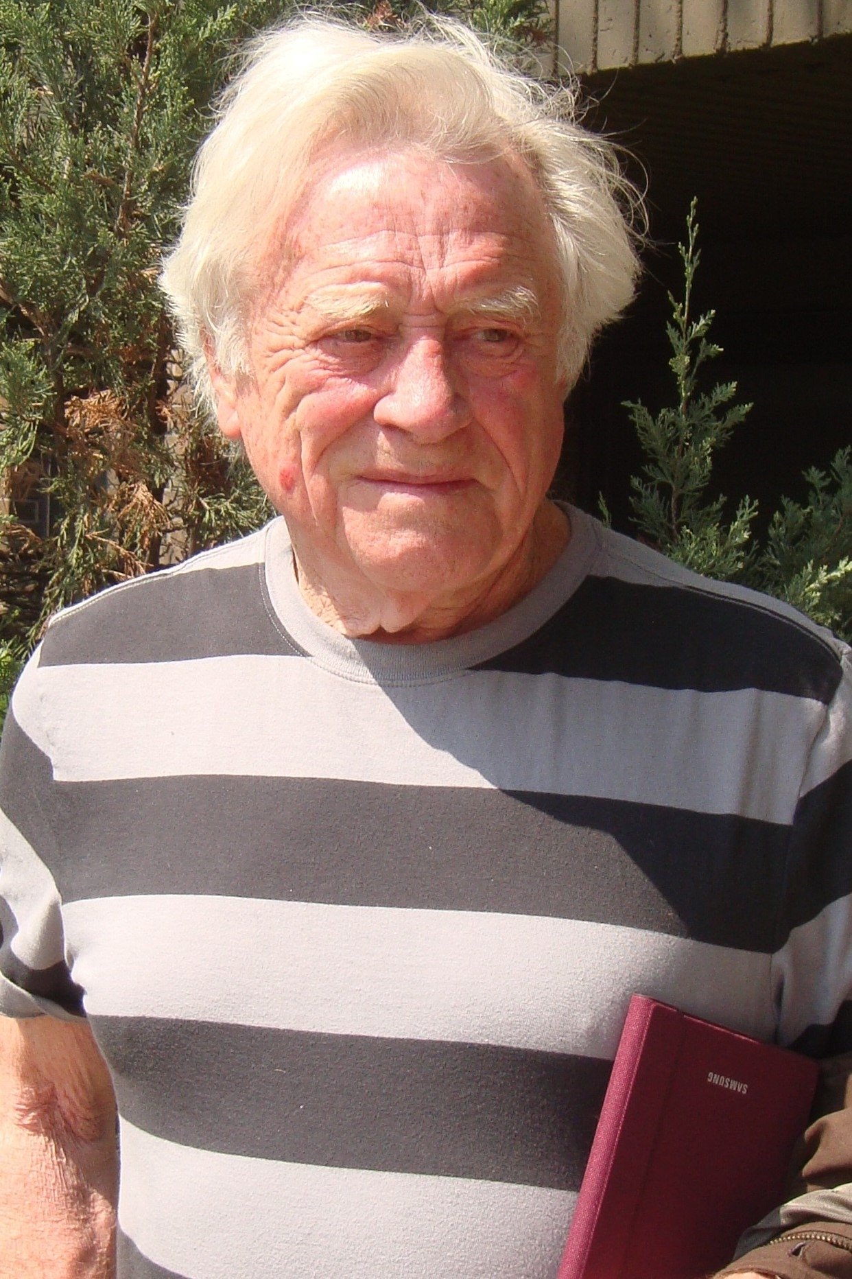 Gerald Potterton backdrop