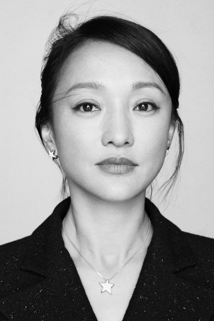 Zhou Xun backdrop