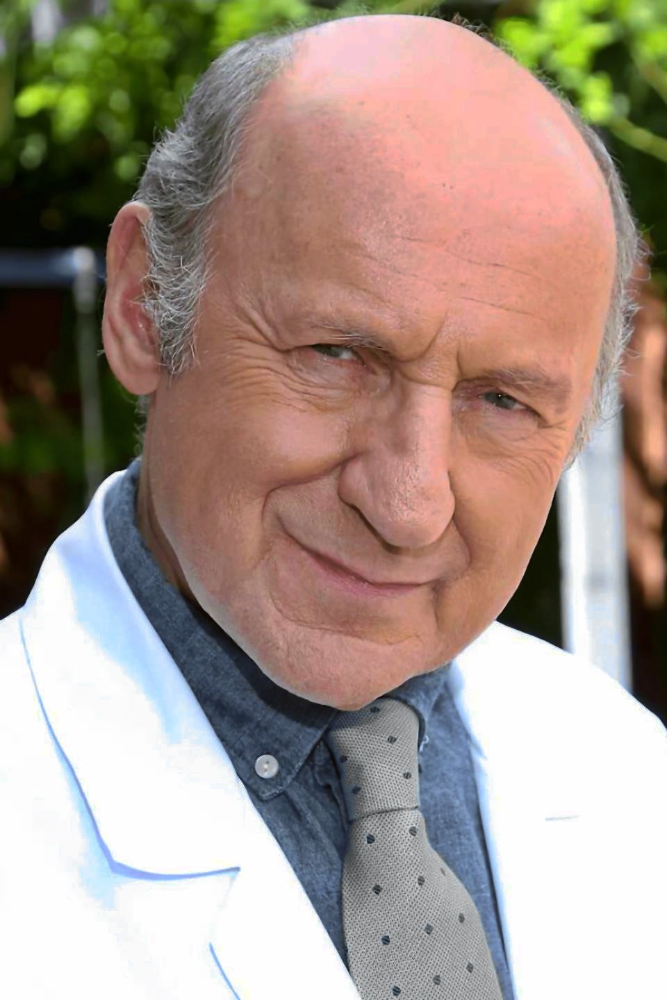 Piotr Fronczewski backdrop