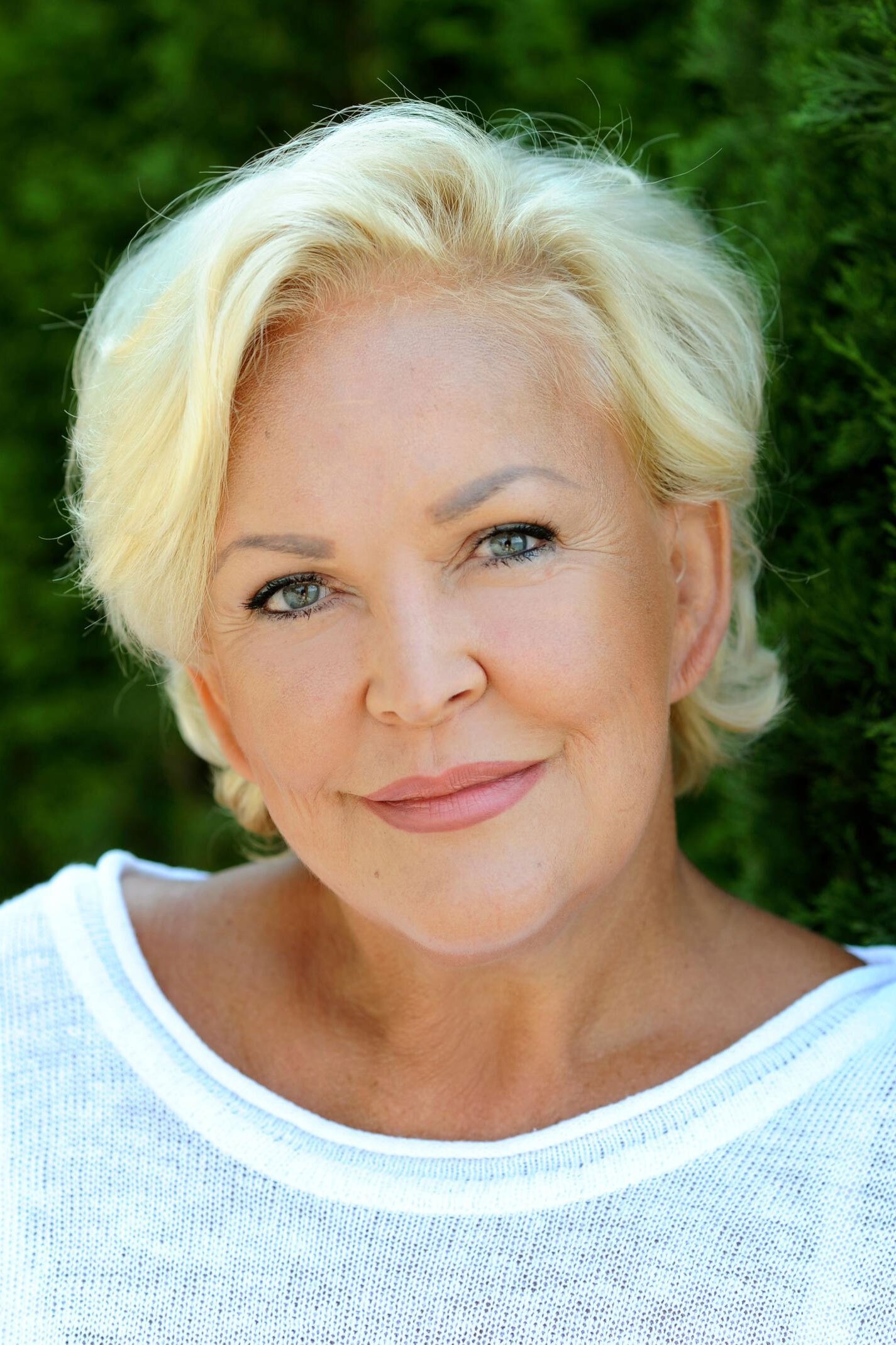 Angelika Milster backdrop