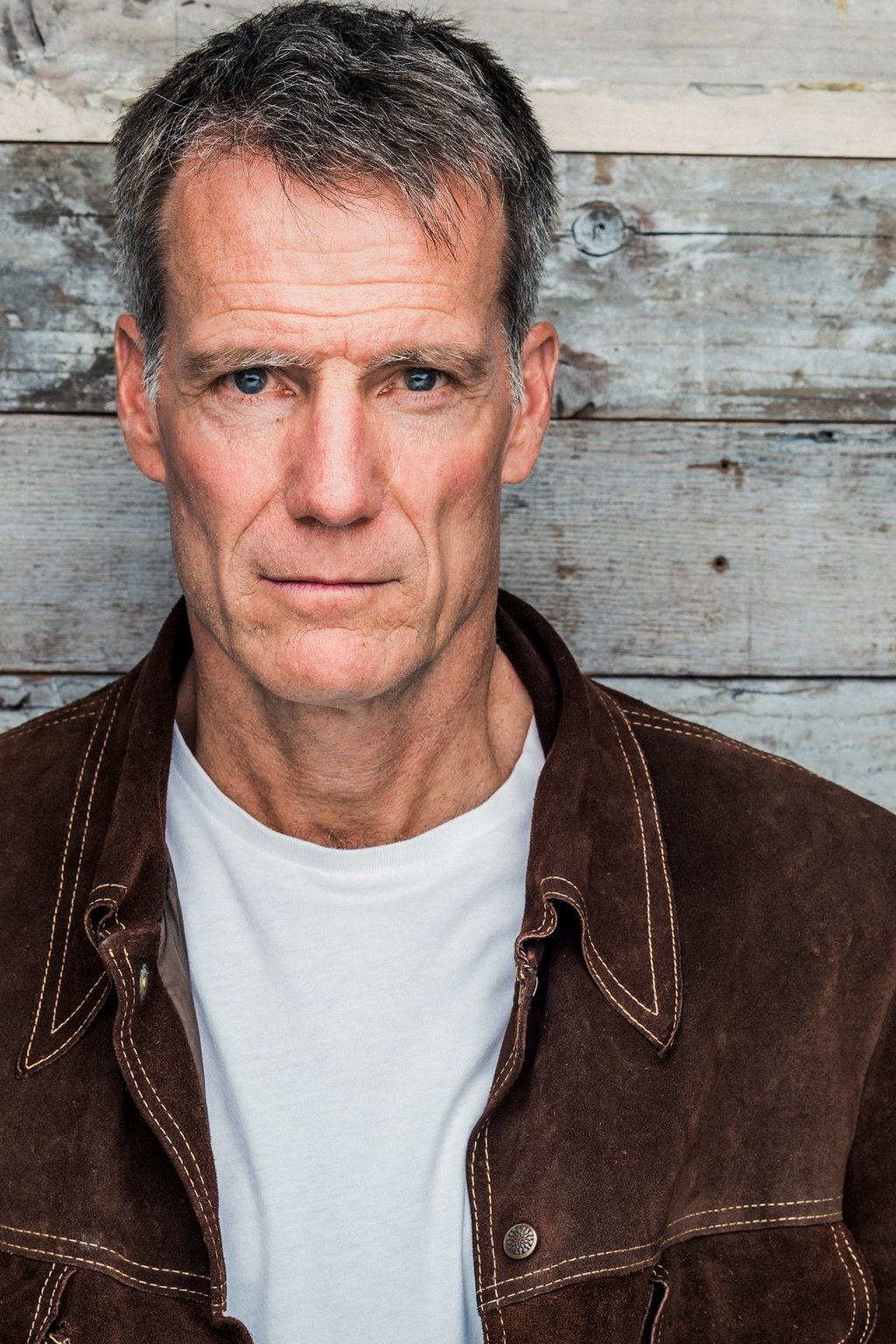 Chopper Bernet backdrop