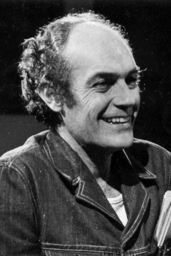 Tomás Gutiérrez Alea backdrop