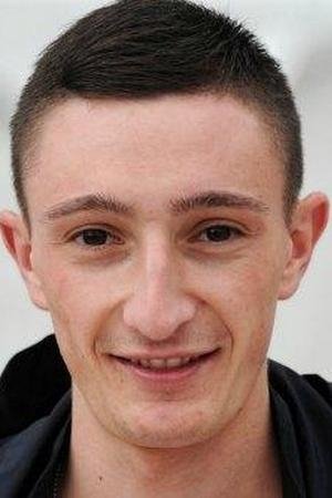 Ciro Petrone backdrop