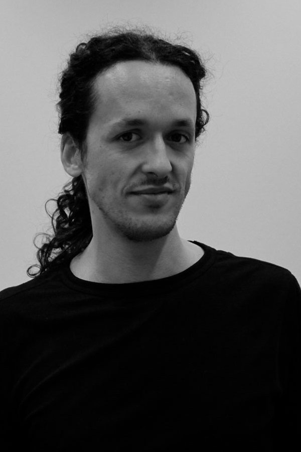 Yazid Benfeghoul backdrop