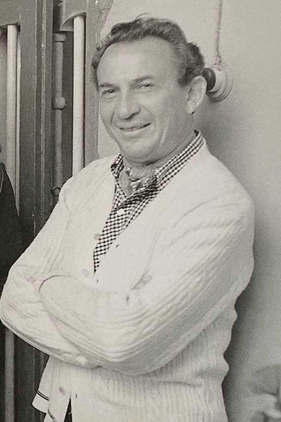 Alfredo Ripstein Jr. backdrop