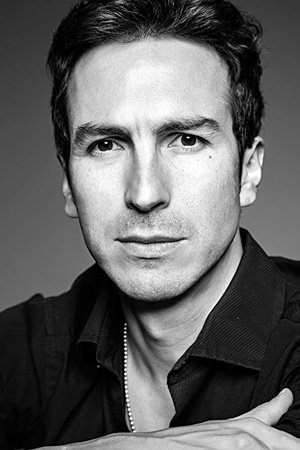 Andrés Montiel backdrop