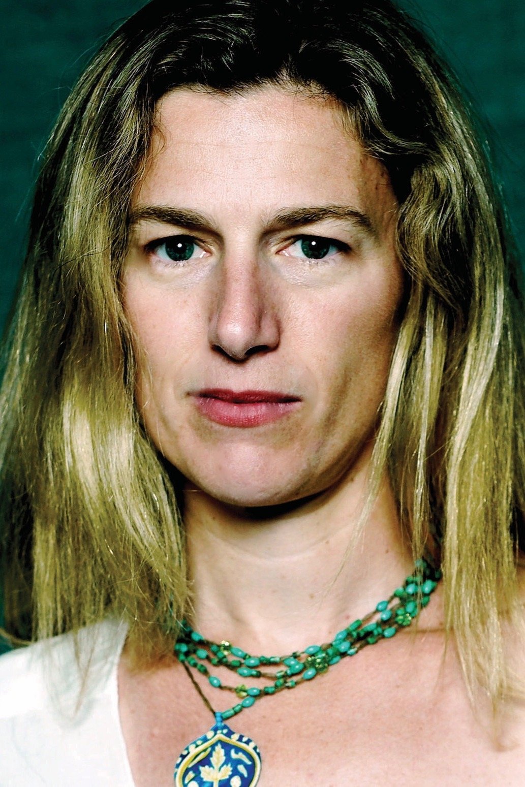 Riki Shtërn backdrop