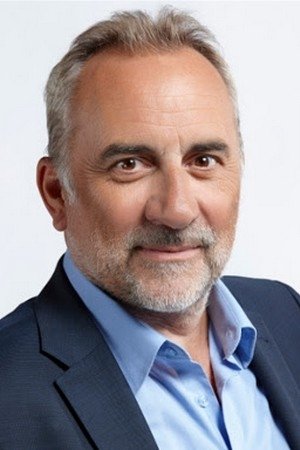 Antoan Dylëri backdrop