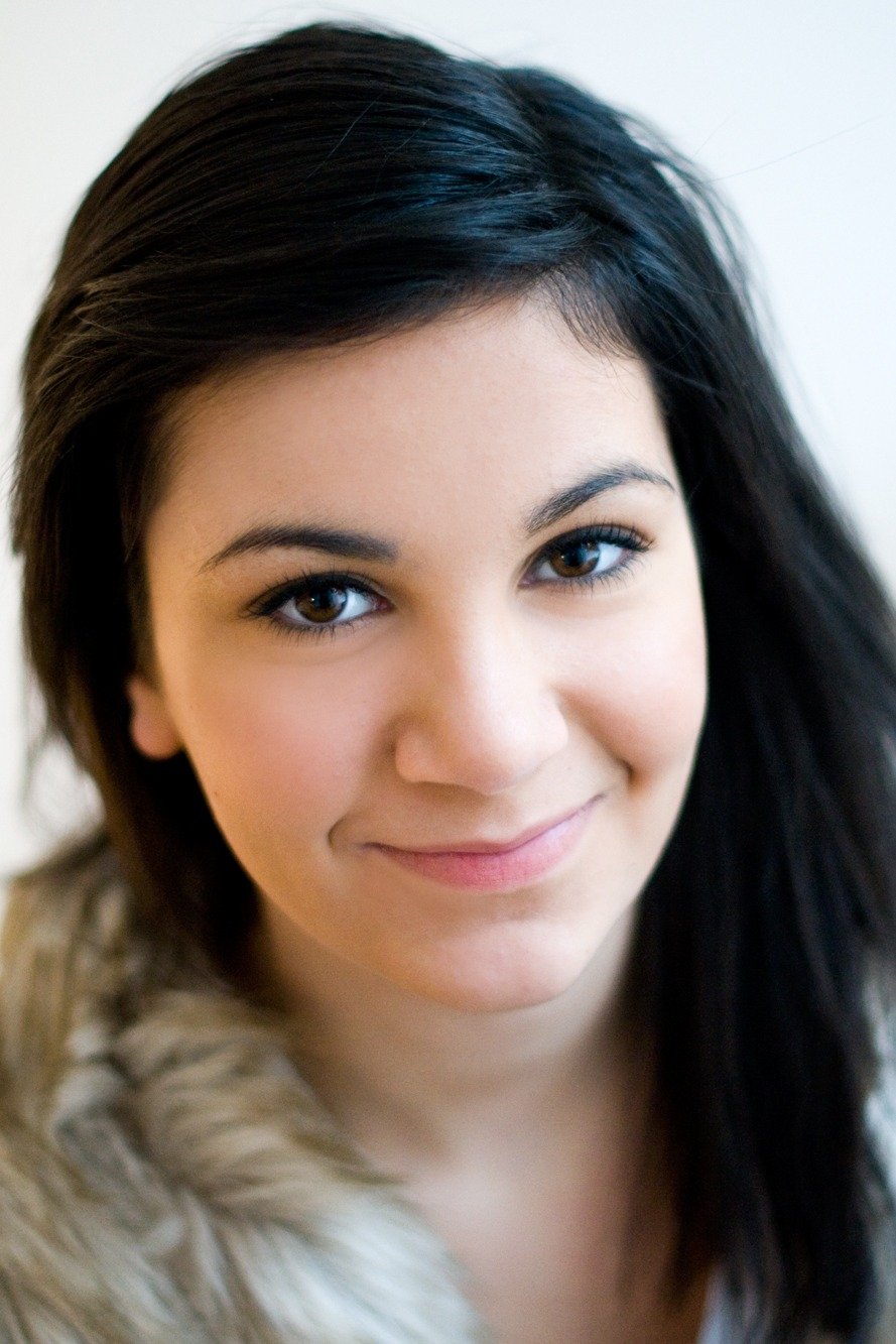 Lina Leandersson → Lina Leandersson backdrop