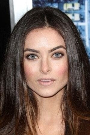 Brooke Lyons backdrop