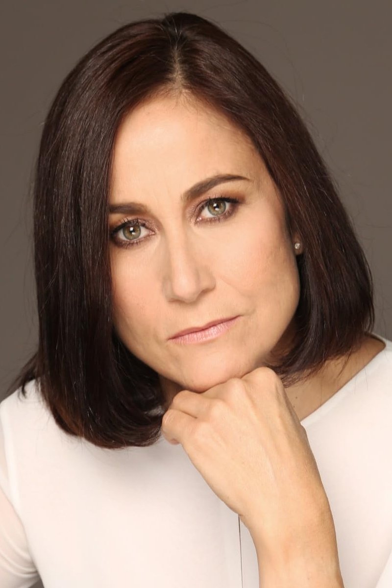 Lumi Cavazos backdrop