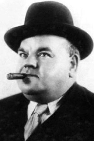 Dick Henderson backdrop