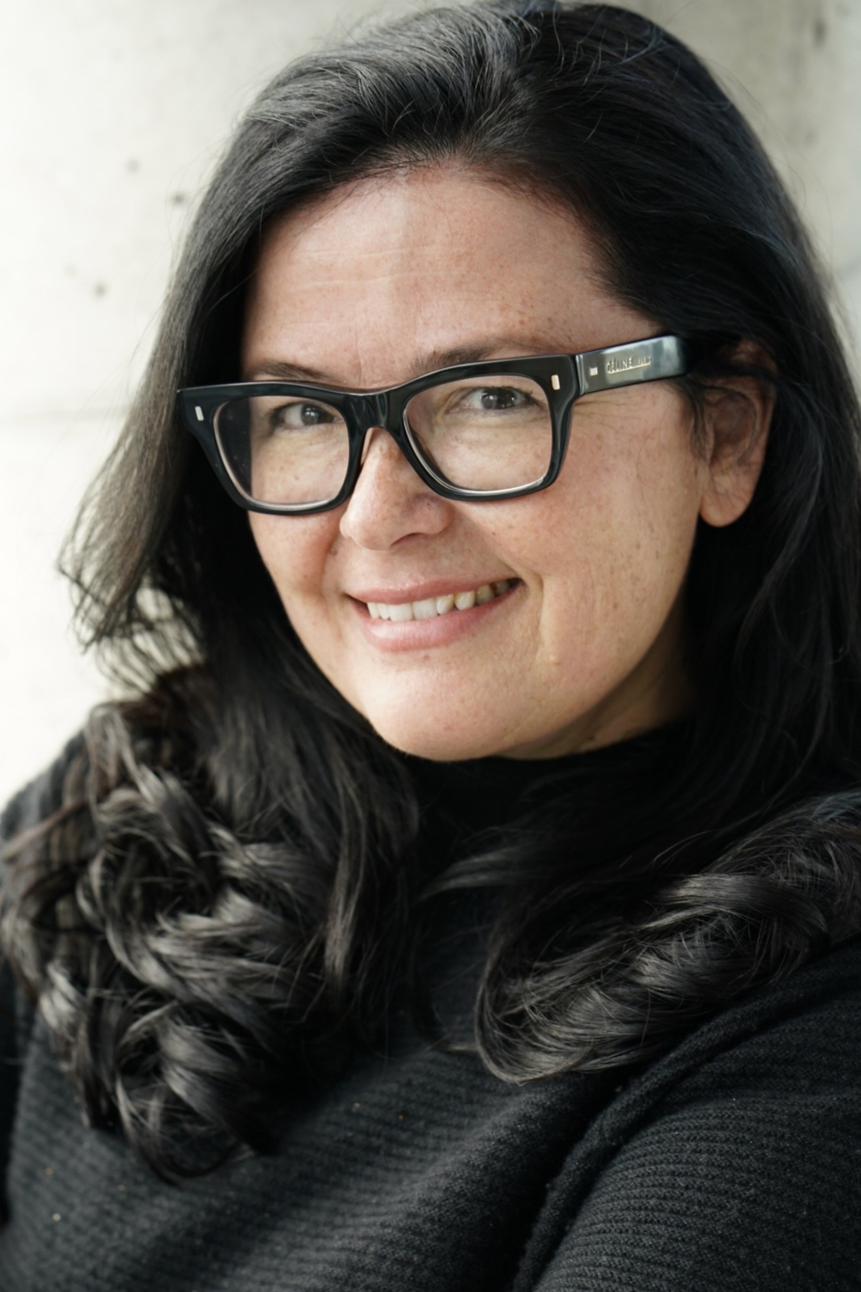 Shana Stein backdrop