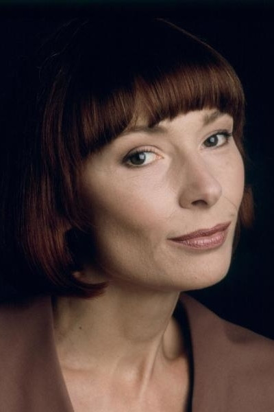 Karen Akers backdrop