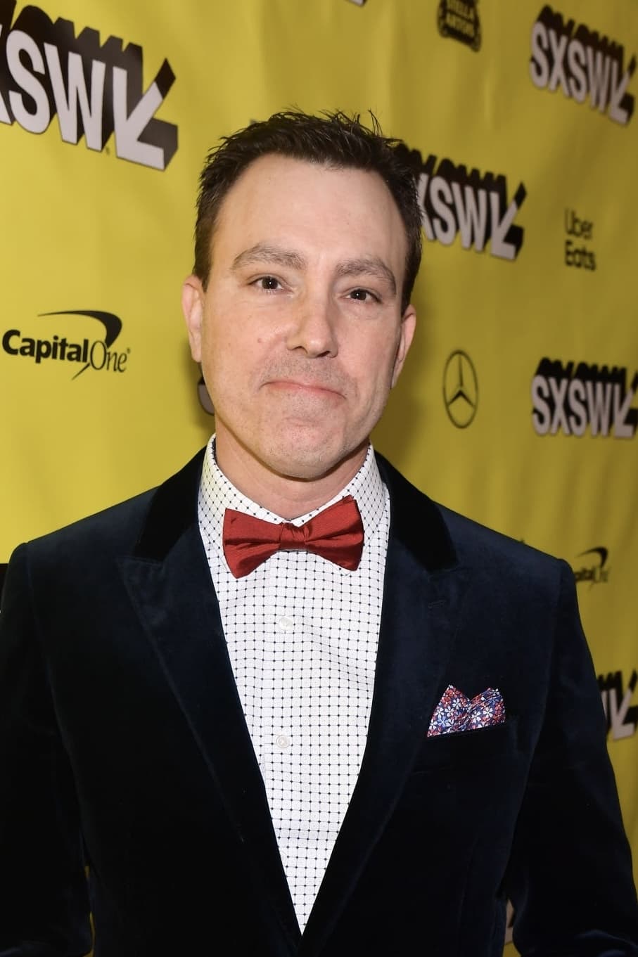 Tobias Iaconis backdrop