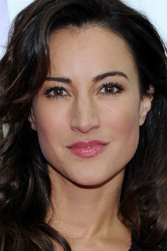 America Olivo backdrop