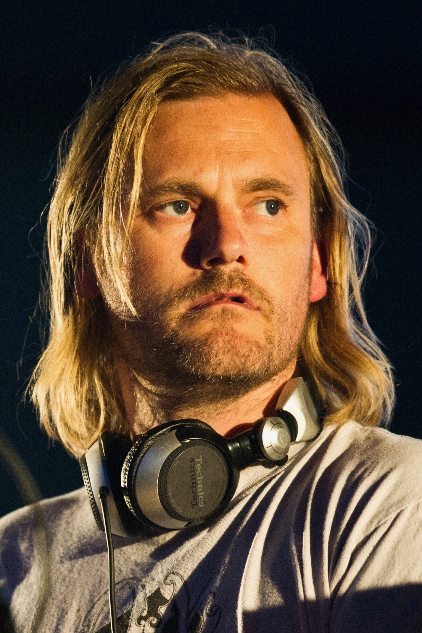 Geoff Barrow backdrop