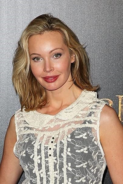 Kimberley Davies backdrop