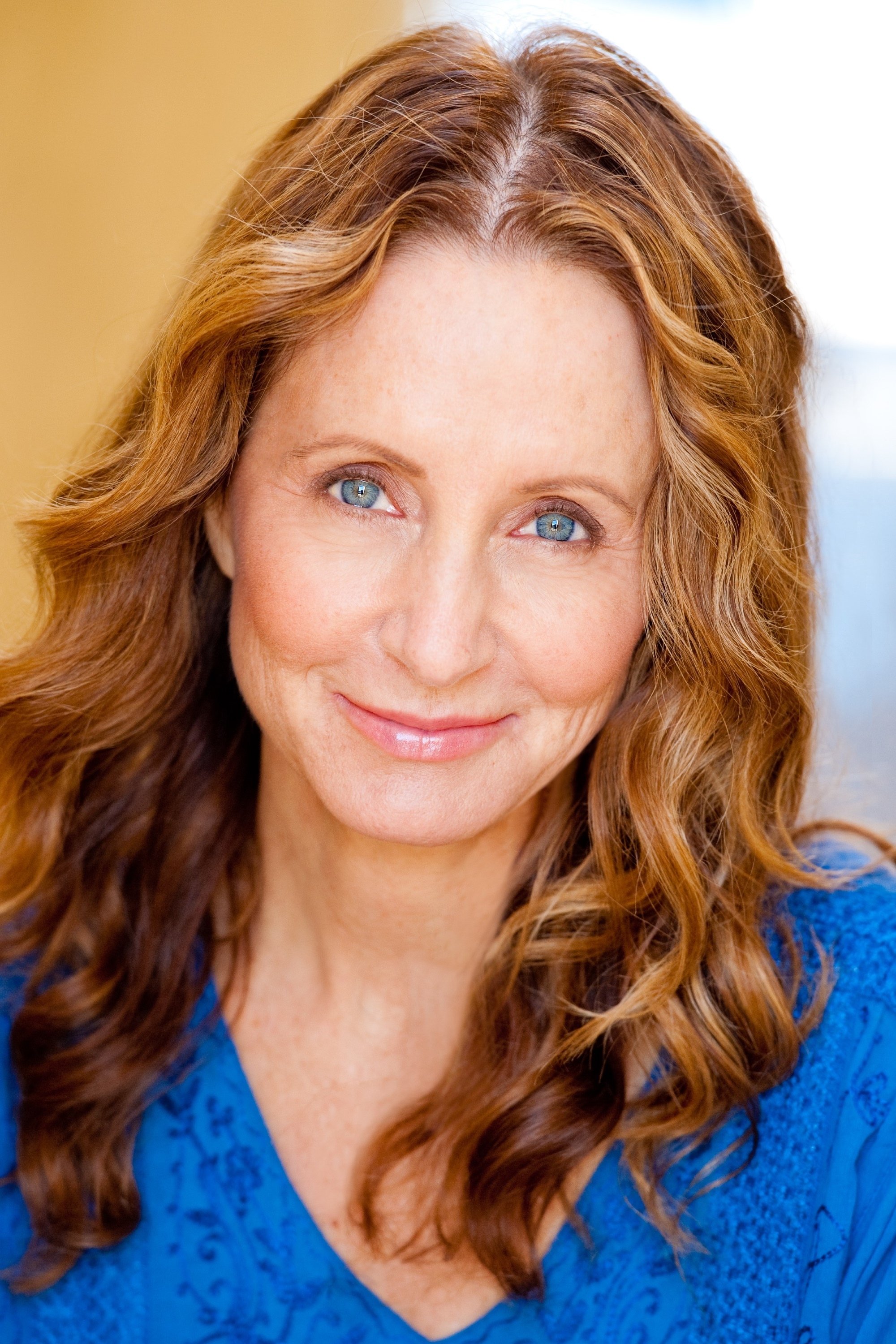 Gwen Holloway backdrop