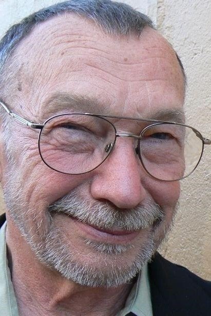 Edwin Hodgeman backdrop