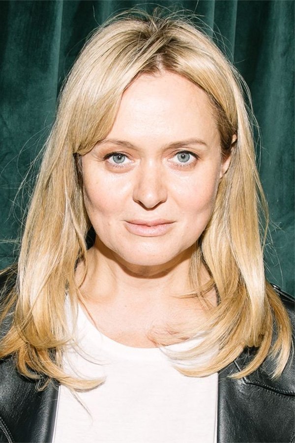 Anna Mikhalkova backdrop