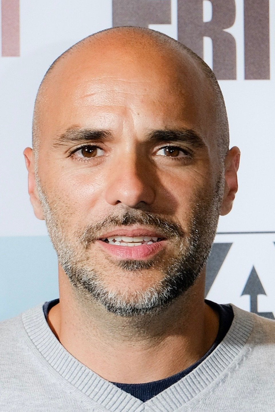 Alexandre Bustillo backdrop