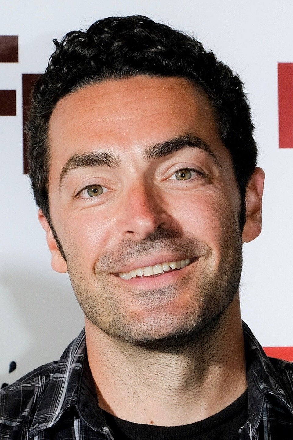 Xhulien Mouri backdrop