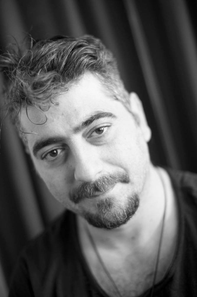 Ovidiu Niculescu backdrop