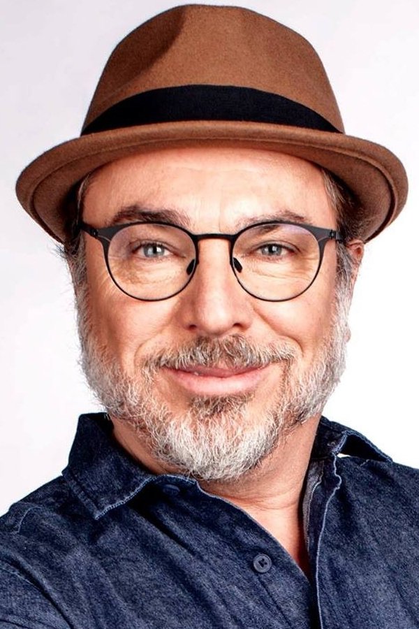 Christian Bégin backdrop