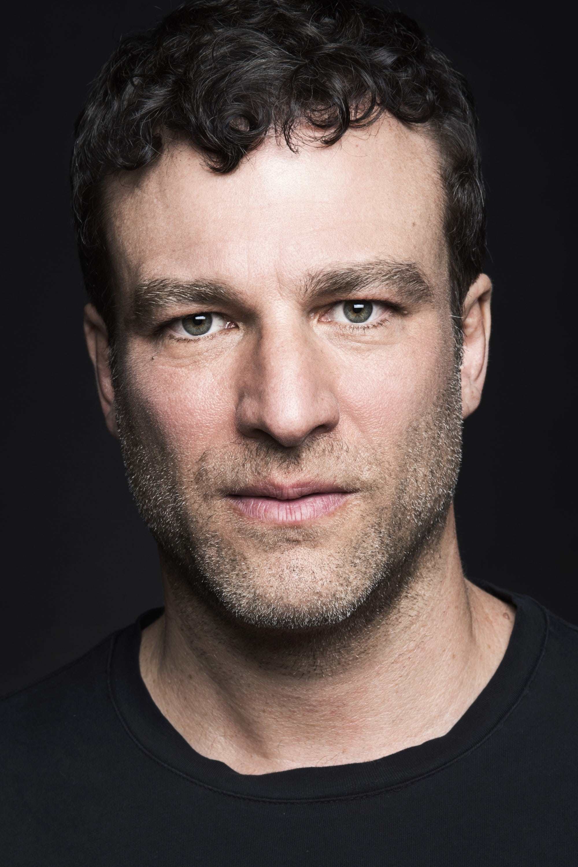 Robert Davide backdrop