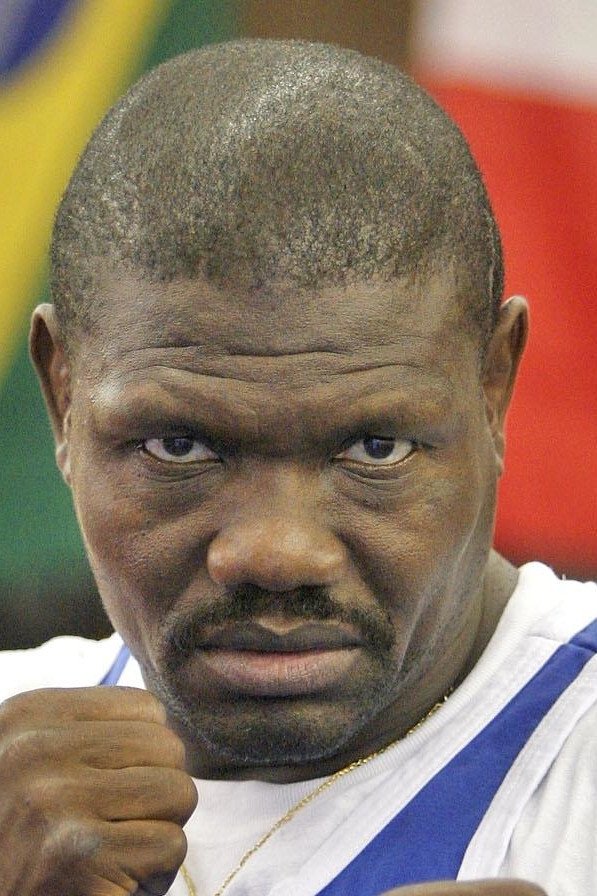 Dieusel Berto backdrop