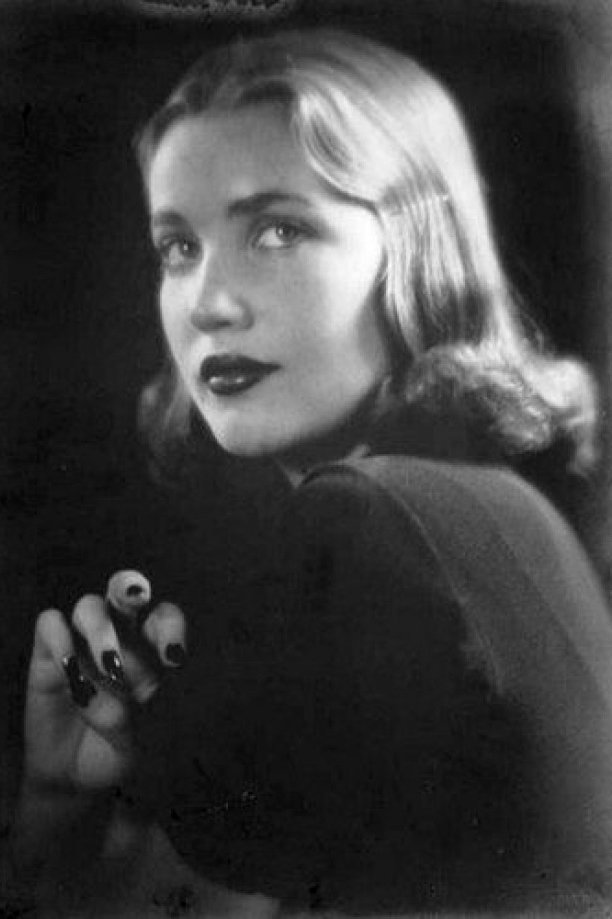 Edith Bouvier Beale backdrop