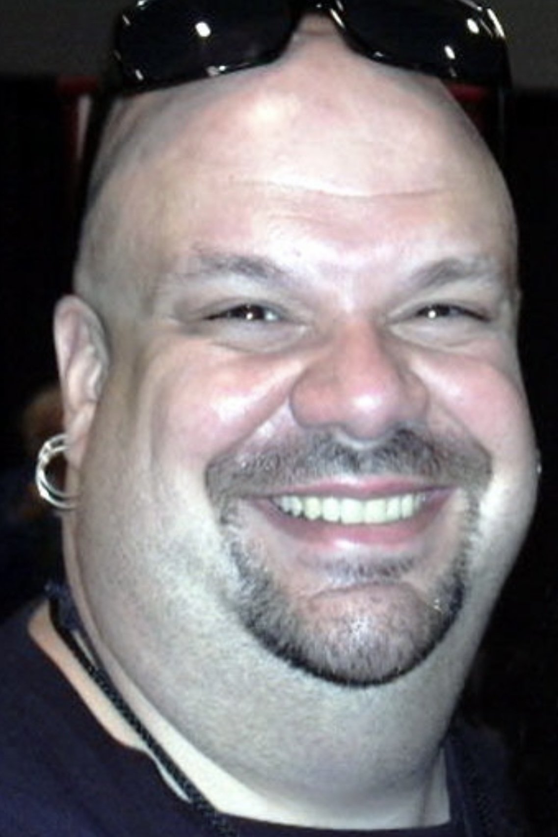 Stevën Barton backdrop