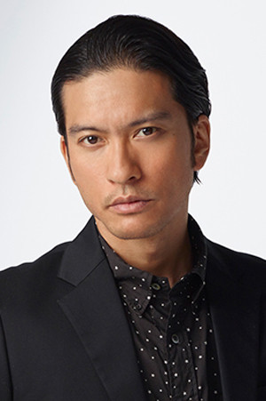 Tomoya Nagase backdrop