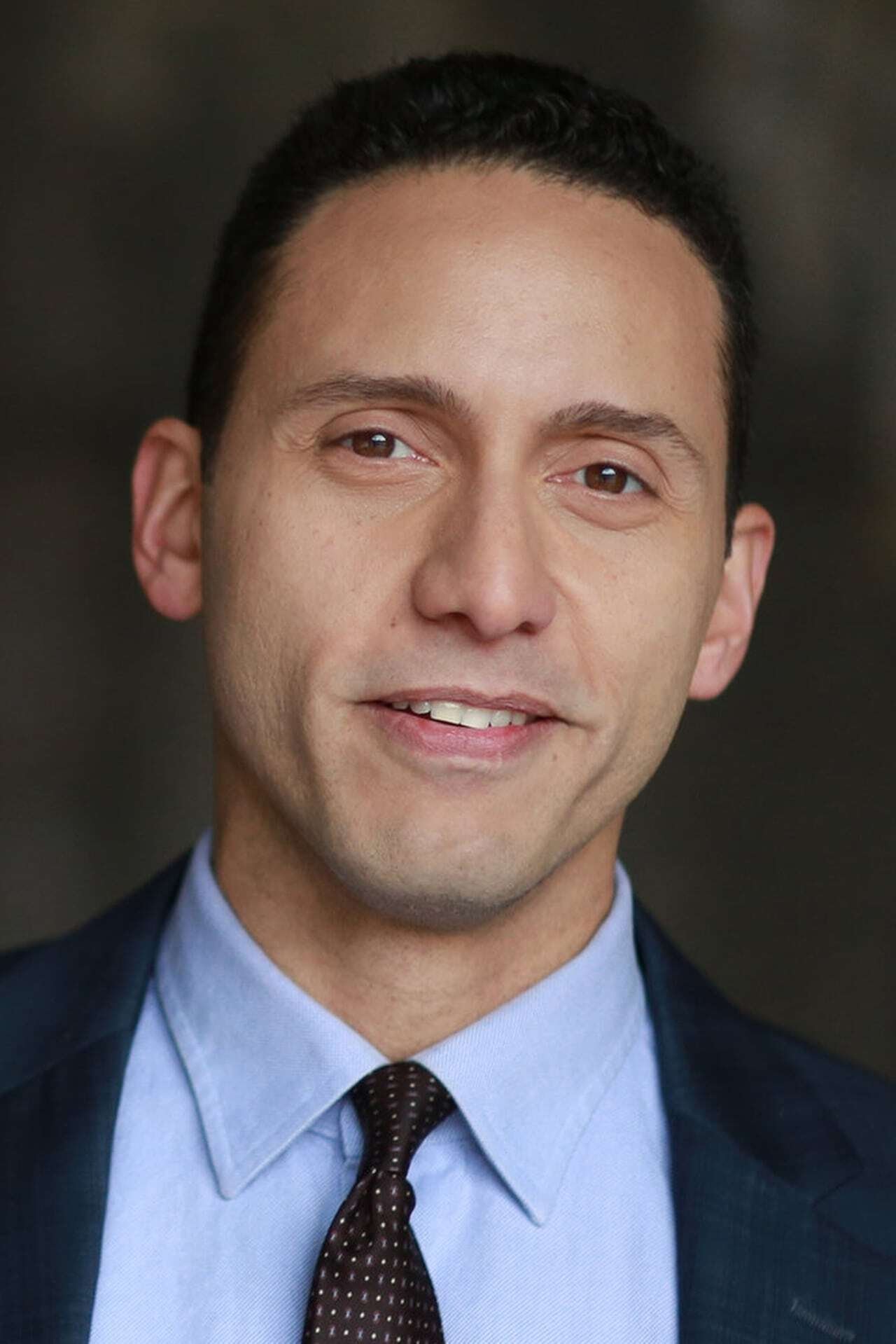 Elliot Villar backdrop