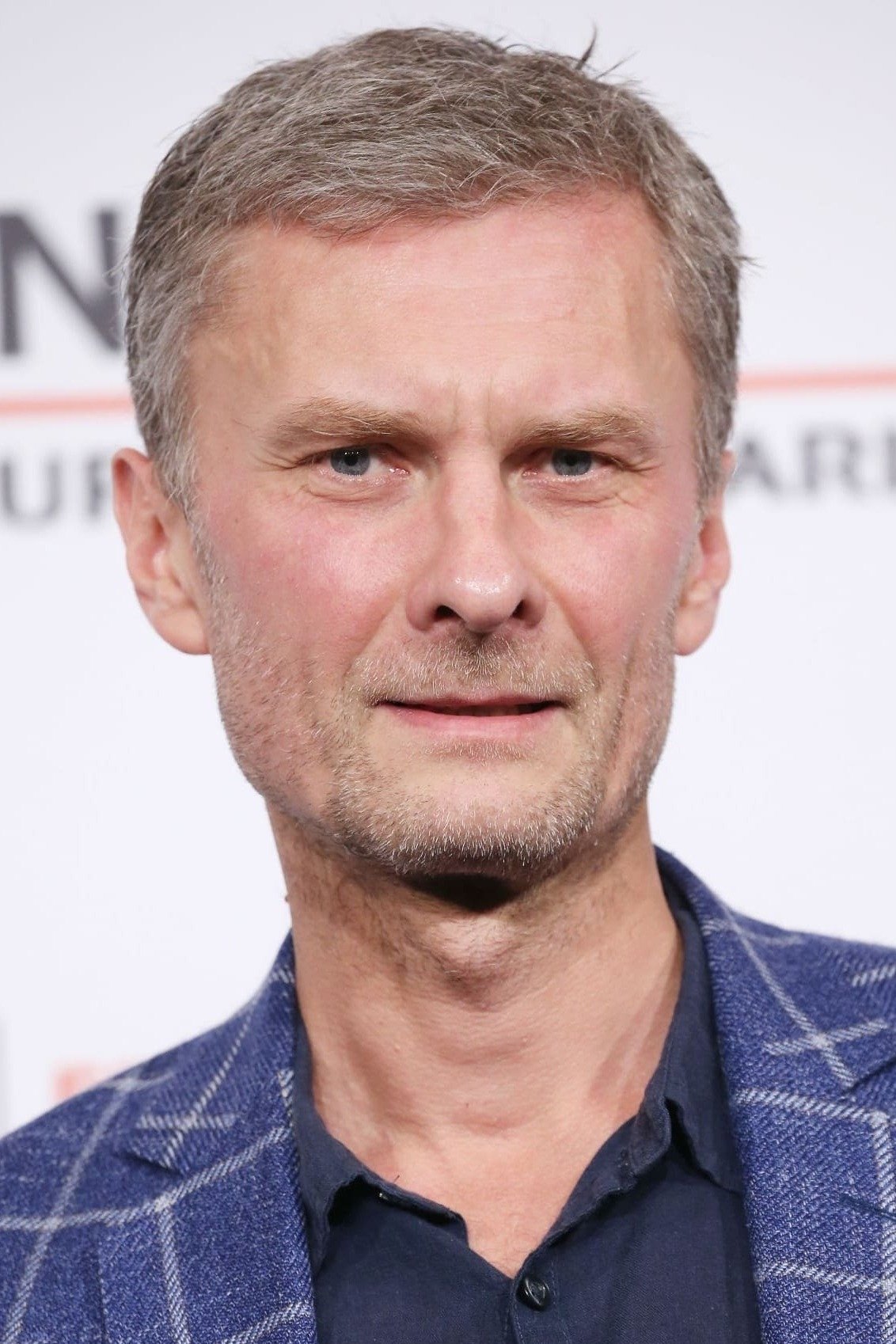 Andres Puustusmaa backdrop