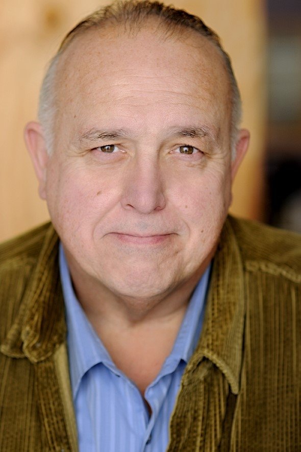 Lyle Kanouse backdrop