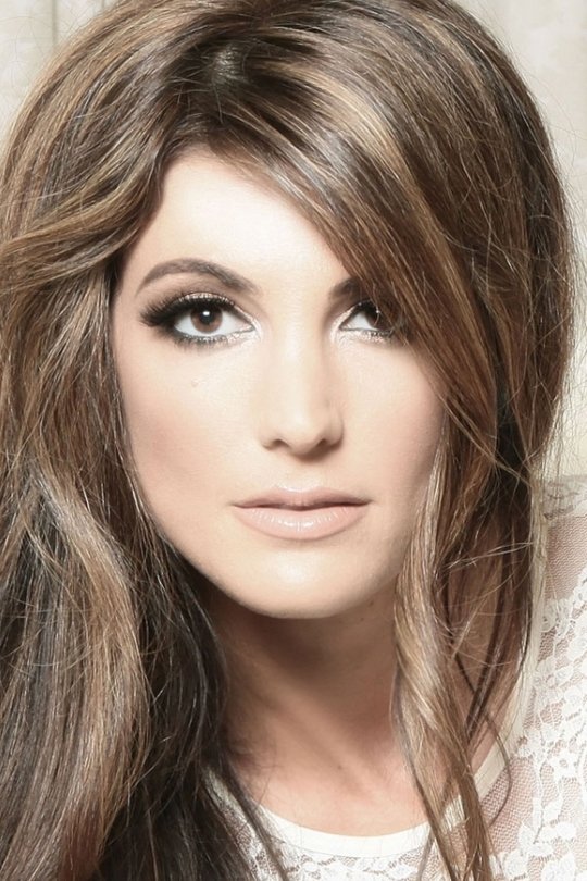 Julia Benson backdrop