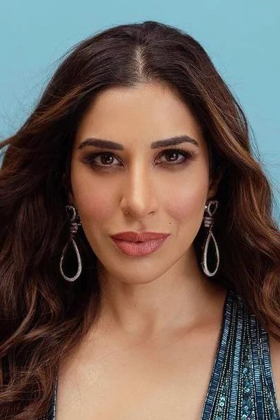 Sophiya Chaudhary backdrop