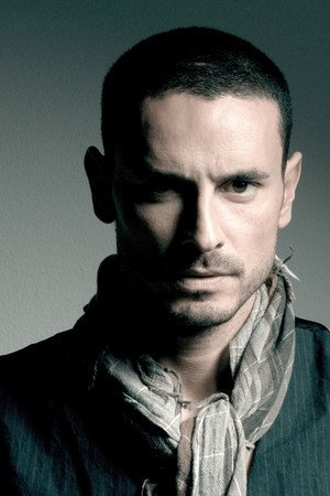 Guy Zo-Aretz backdrop