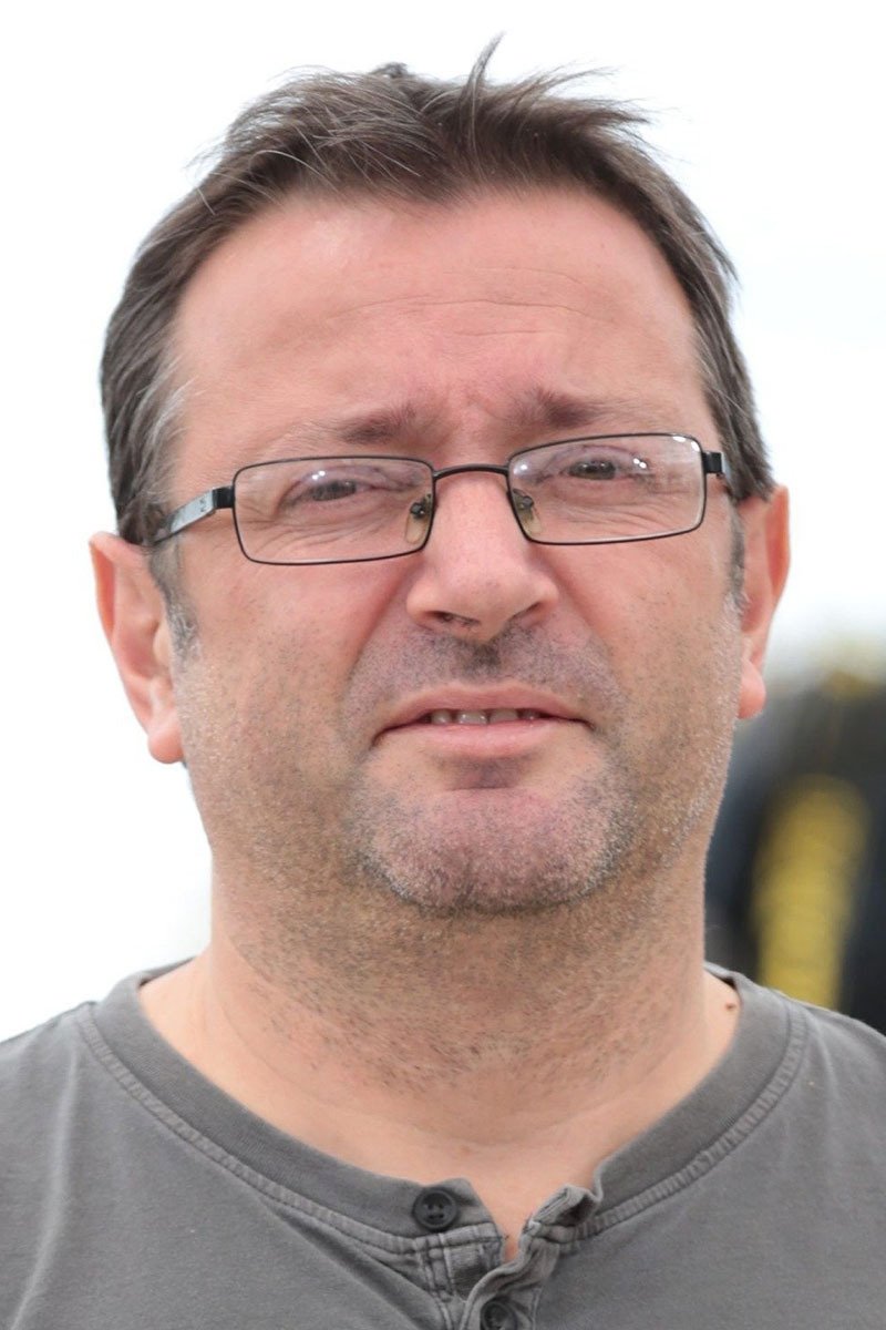 Vinçent Maraval backdrop