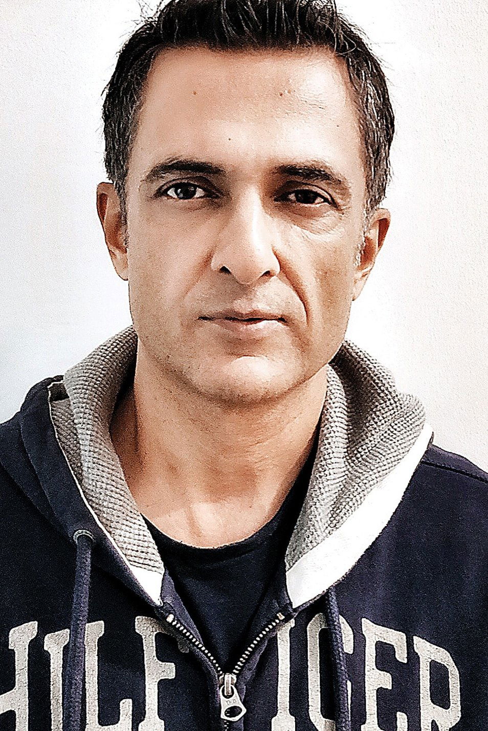 Sanjay Suri backdrop