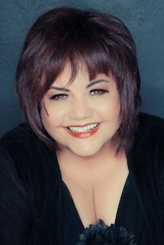 Lizz Meiring backdrop