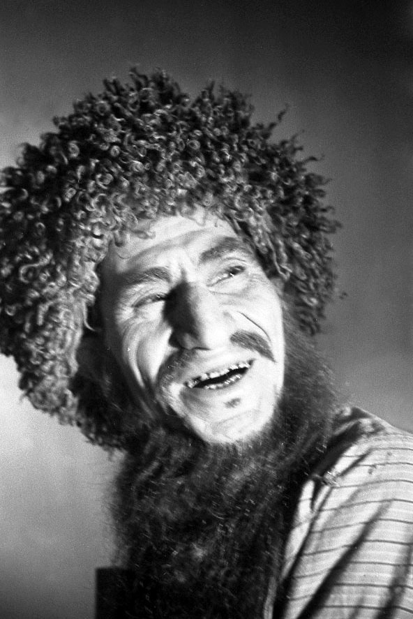 Sarry Karryev backdrop