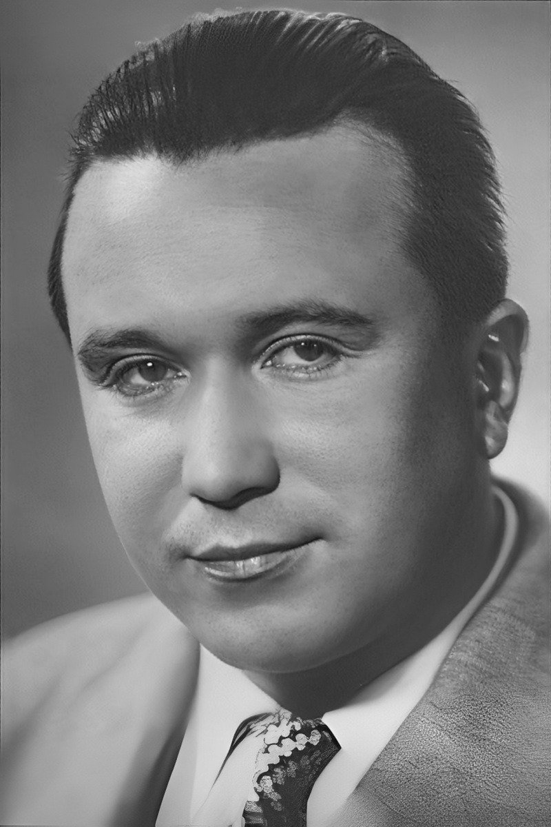 Yuri Medvedev backdrop